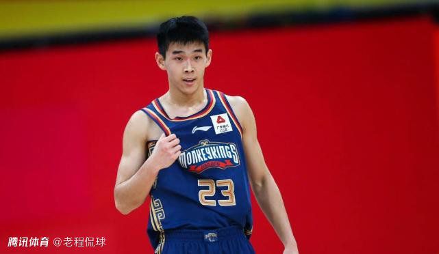 王千源、王景春等主演现身开机现场